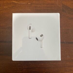 Apple AirPods Wireless Earbuds